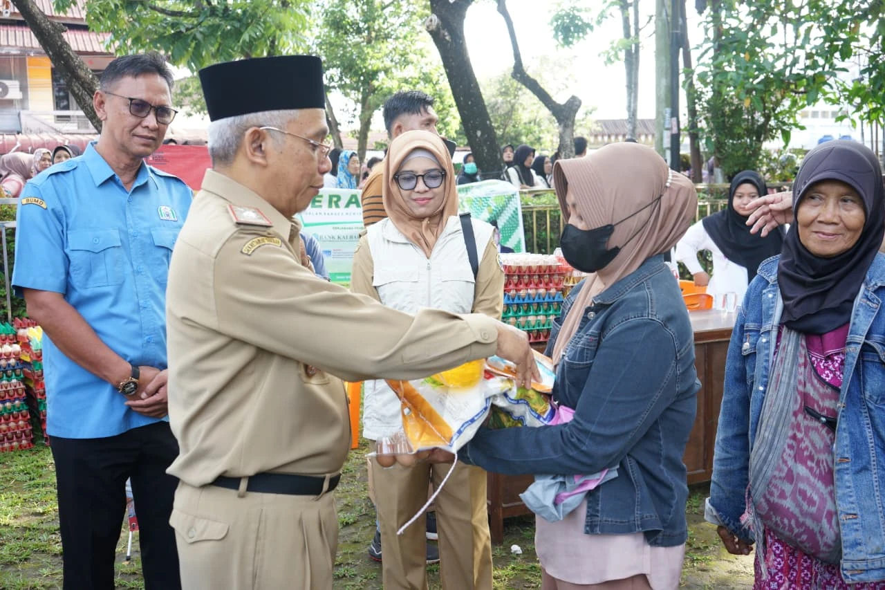 Operasi Pasar Pemkot Sediakan 6.000 Paket Subsidi Jelang Iduladha